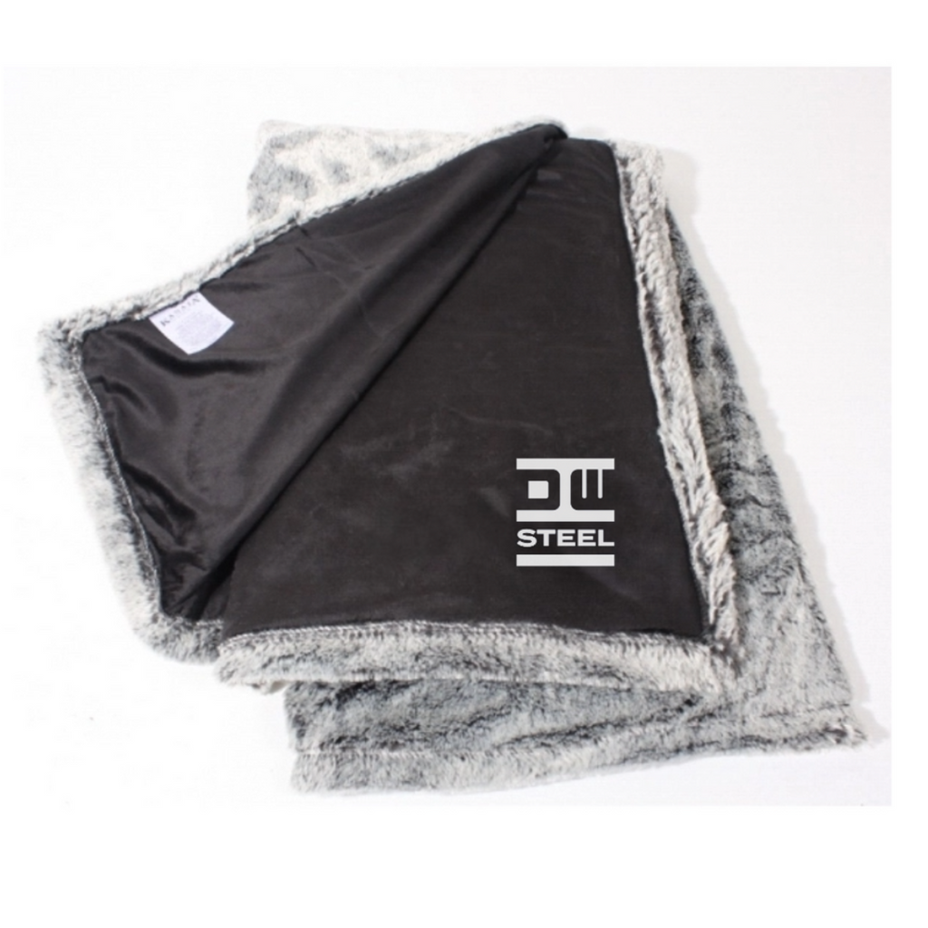 VelvafurTM Throw